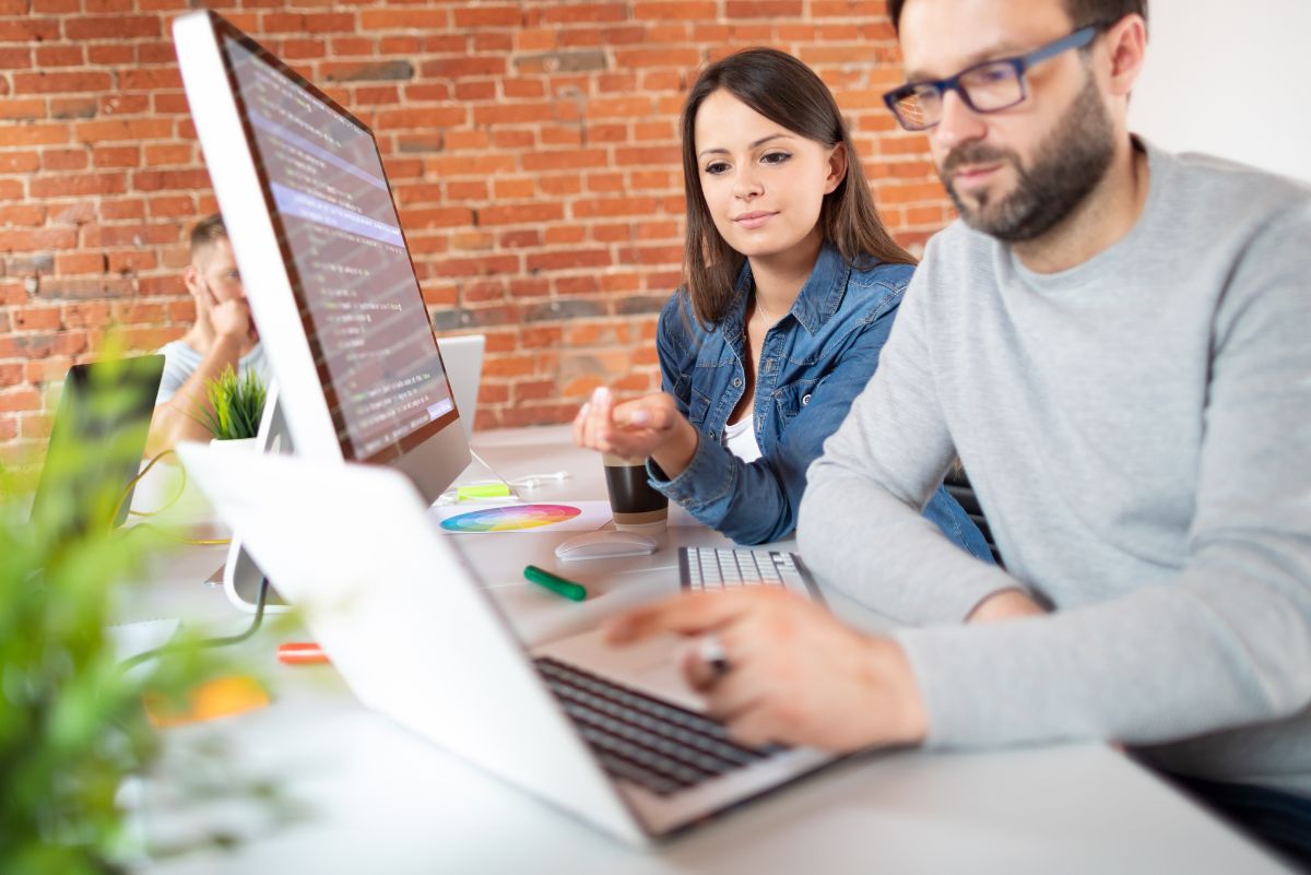 Getting Passive Income with a Hosting Affiliate Marketing Program in South Africa